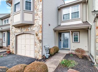 24 Sassafras Cir, Newtown, PA 18940