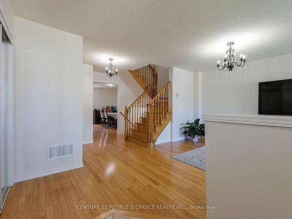 2nd image of 479 Davos Rd