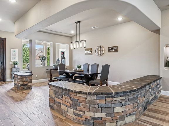2nd image of 1531 Quailridge Way