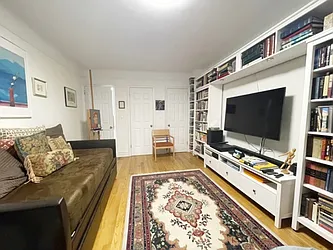 Rented by Rita S Citrin, LREB