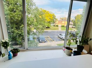 207 Palmdale Dr #5, Buffalo, NY 14221