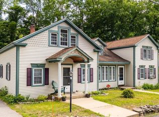 11 Cottage St, New Hartford, CT 06057