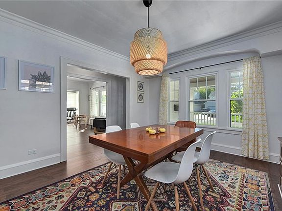 4th image of 17210 Bradgate Ave
