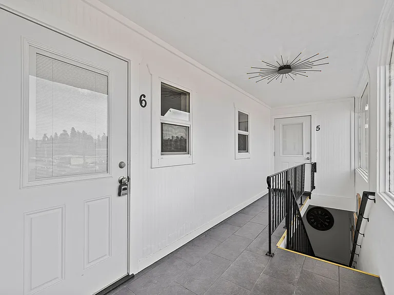 503 N 2nd St #6 — Photo 3