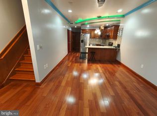 1106 Wallace St, Philadelphia, PA 19123