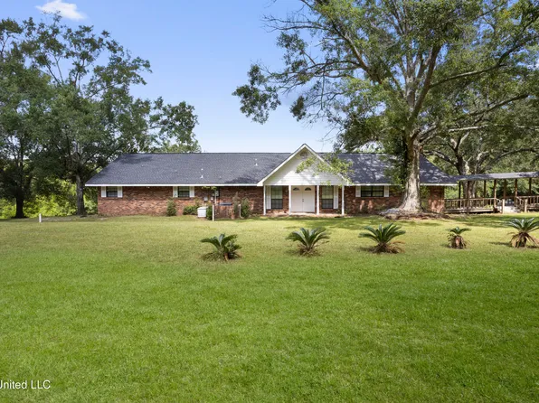 10200 Blossom St, Vancleave, MS 39565