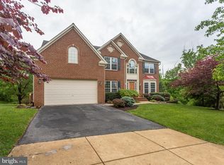 401 Potomac Ridge Dr, Fort Washington, MD 20744