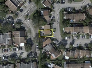 6902 SW 114th Ave, Miami, FL 33173