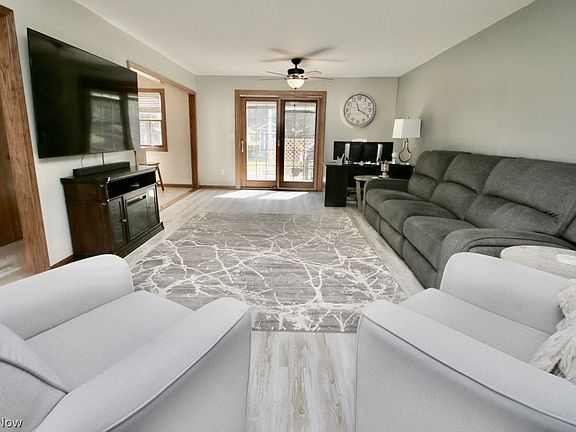 4th image of 6267 Melshore Dr
