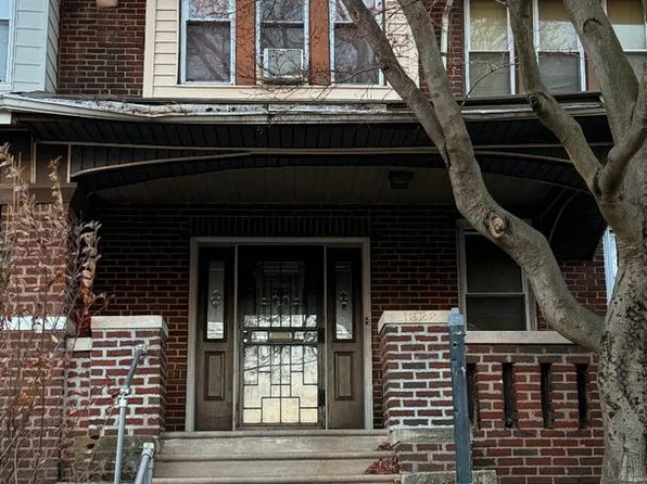 1322 S 57th St, Philadelphia, PA 19143