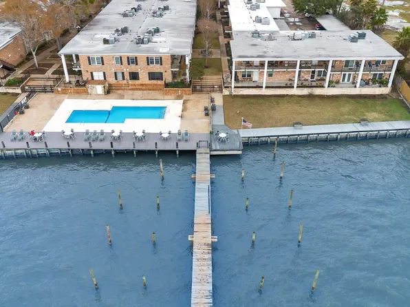 3535 Nasa Road 1 #64, Seabrook, TX 77586