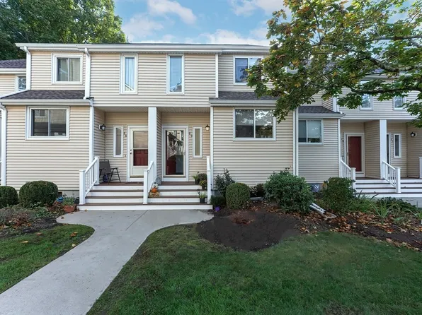 89 Gaslight Ln, North Easton, MA 02356