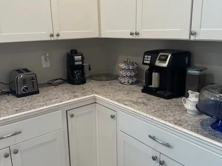 664A York St NE #1A — Photo 5