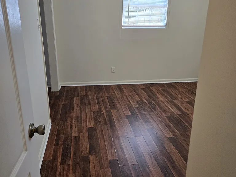 624 Middle St #A — Photo 6