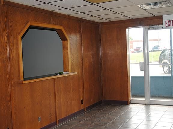 2nd image of 1429 S 69th East Ave
