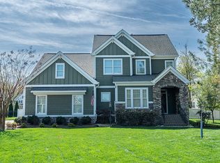 1209 Founders Pointe Trl, Carrollton, VA 23314
