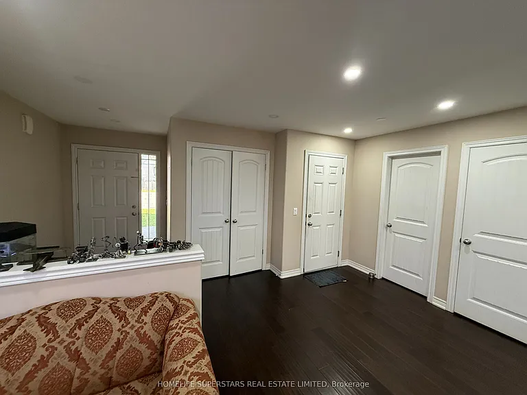 8409 Jeffrey Ct — Photo 7