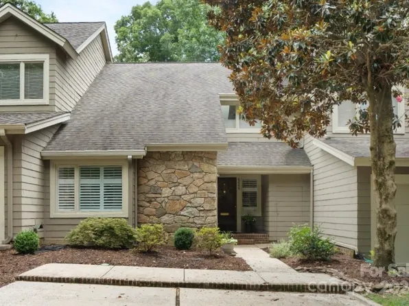 6445 Bentridge Dr, Charlotte, NC 28226