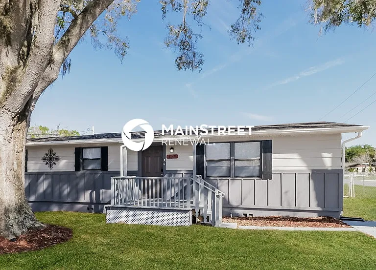 637 W Alamo Dr — Photo 1