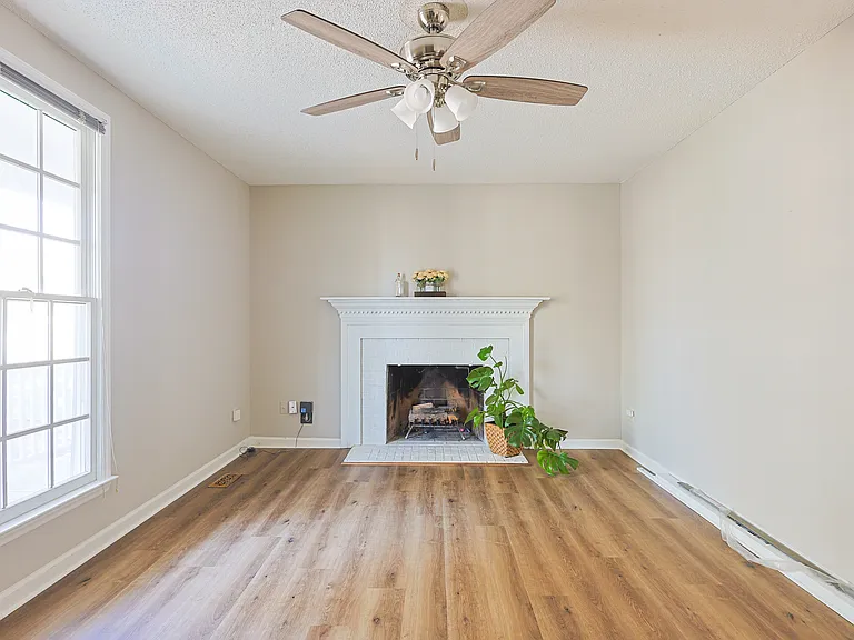 153 Abercrombie Rd — Photo 7