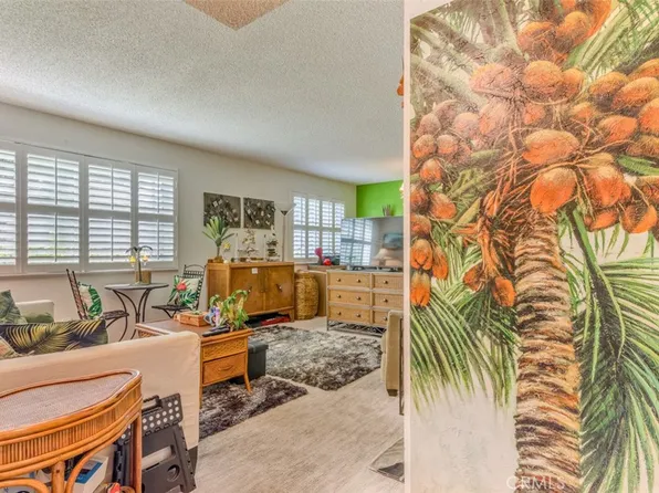 11813 Runnymede St APT 14, North Hollywood, CA 91605