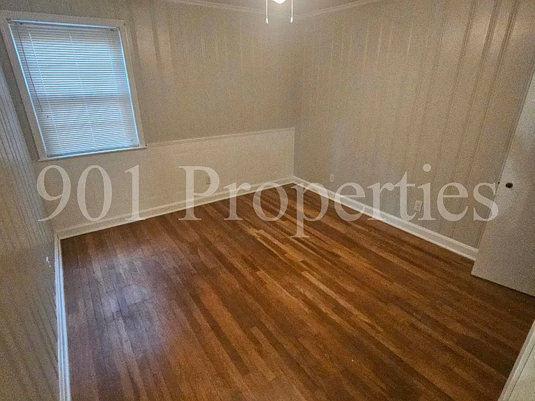 4963 Sequoia Rd — Photo 9