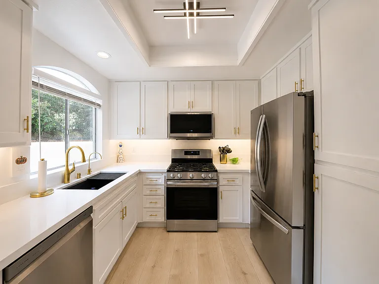 30902 Clubhouse Dr #19C — Photo 2