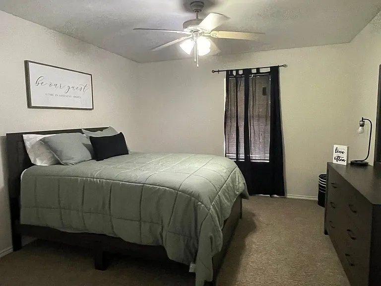 Shadow Park Apartments — Photo 26