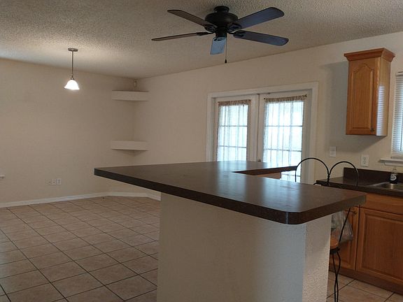 3rd image of 2780 Juliet Dr
