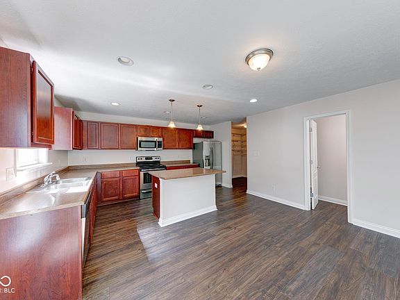 5th image of 4055 Steelewater Way