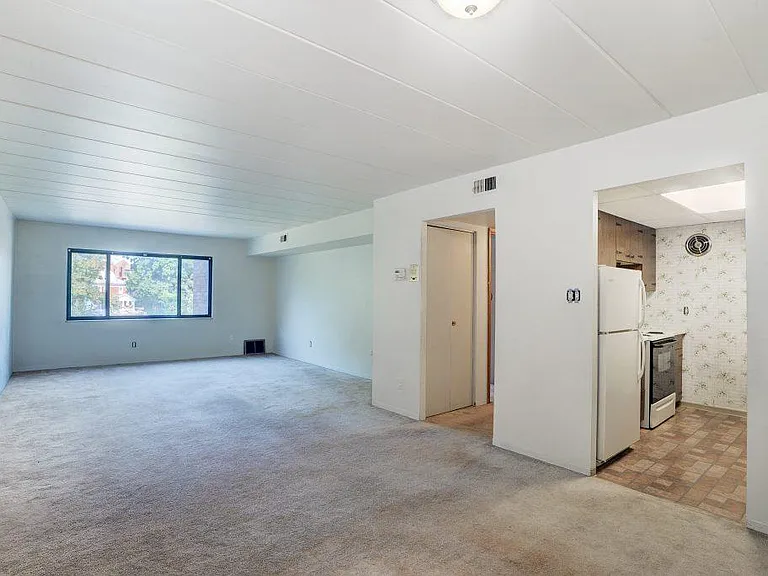 Governors House — Photo 2
