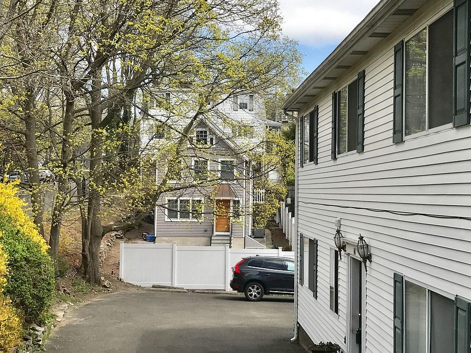 Entrance and Driveway Parking for Two