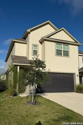 3 bed, 2.5 bath, 1887 sqft, $2,050 — Photo 4