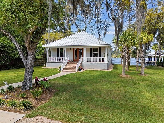 2nd image of 139 Rio Vista Dr