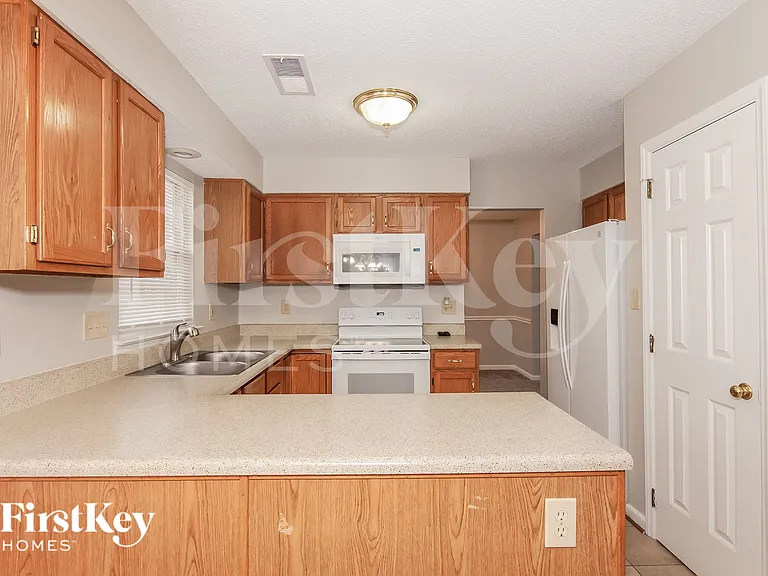3218 Frostmoor Pl — Photo 6