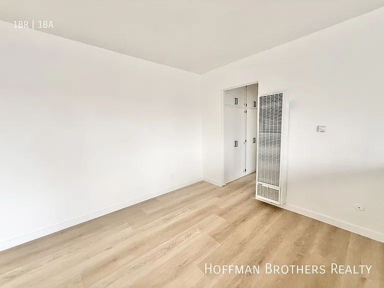 4533 Pickford St #10 — Photo 4
