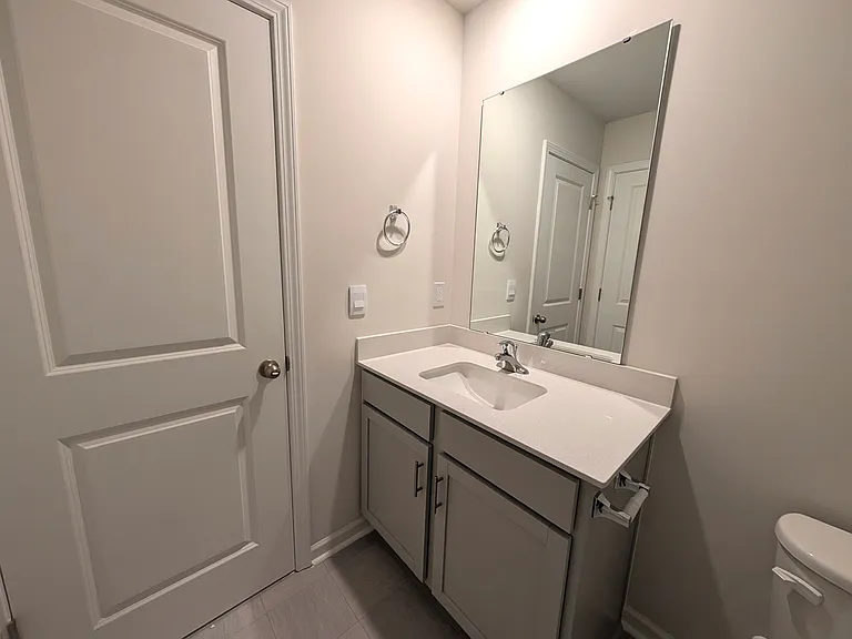 1662 Hallview Ct — Photo 14