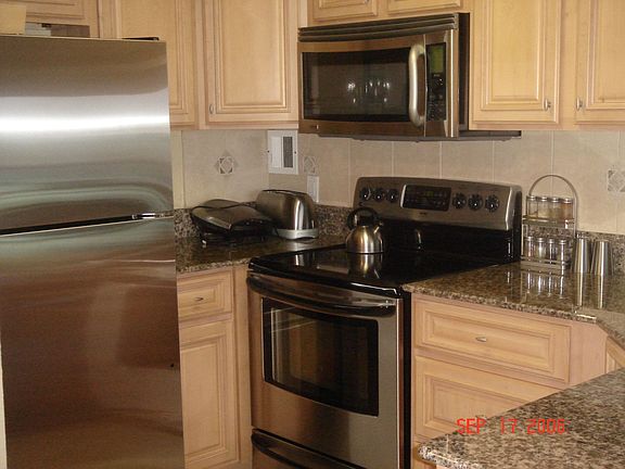 2nd image of 880 Mandalay Ave APT N207