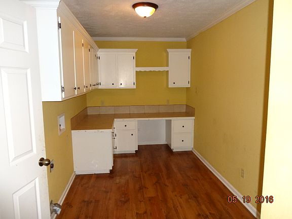 3rd image of 1517 W Tennessee St
