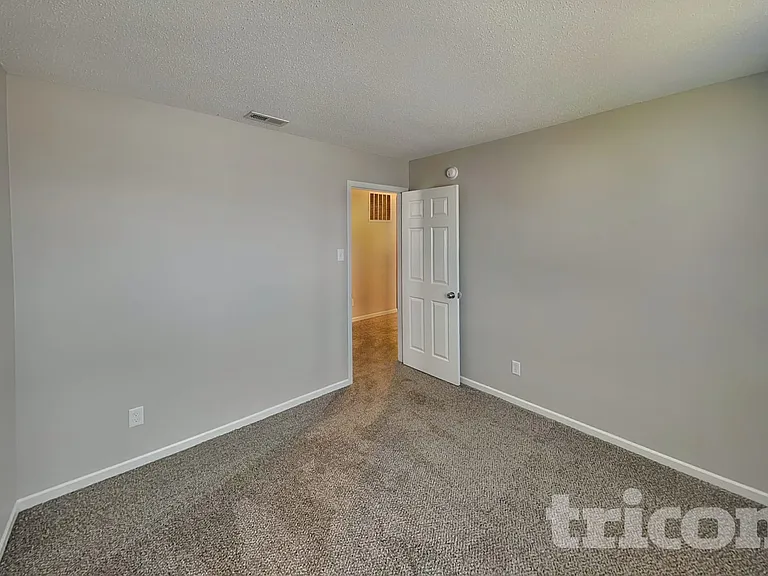 3222 Black Forest Ln — Photo 12