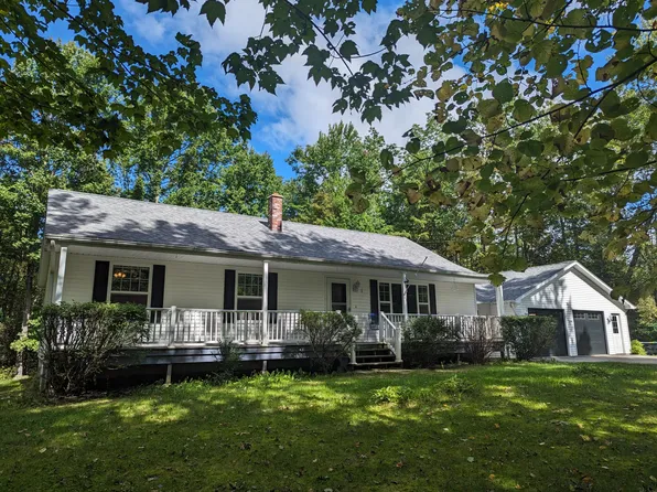 25 Chapman Drive, Litchfield, ME 04350
