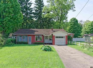 7 Viewland Ave, Schenectady, NY 12306