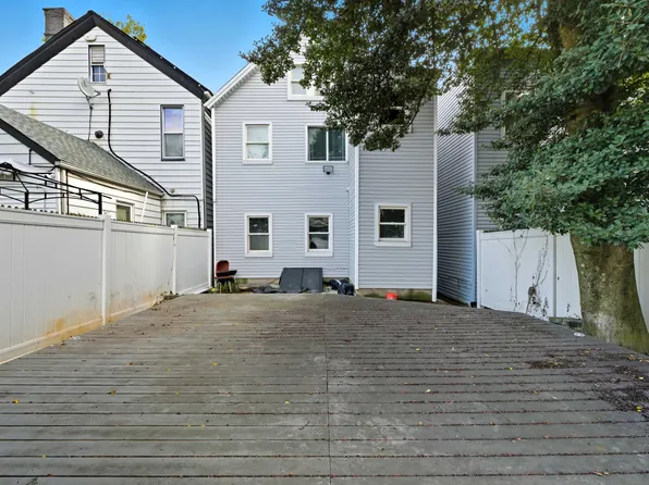 13 Meadow image 12 of 21