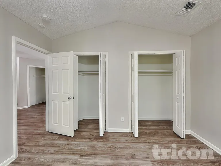 8701 Brookstead Dr — Photo 6