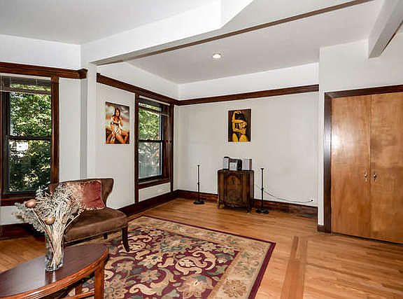 5th image of 4731 N Kenmore Ave APT 2