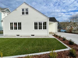 900 Main St, Ferndale, CA 95536