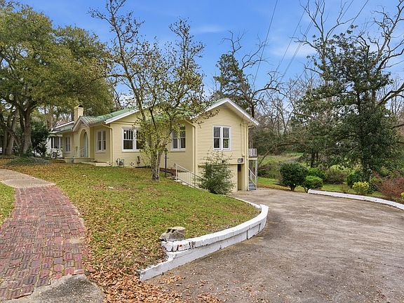 4th image of 1601 N 5th Ave