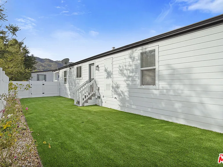 30473 Mulholland Hwy #109 — Photo 27