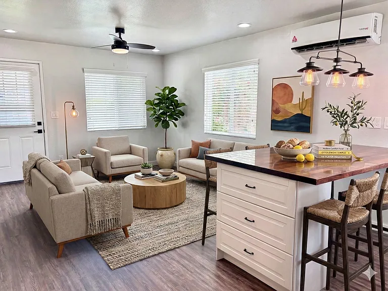 1017 E Turney Ave #2 — Photo 9