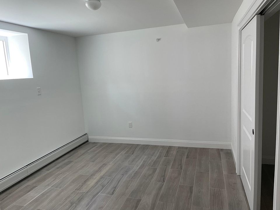1st image of 116 Bayview Ave #A